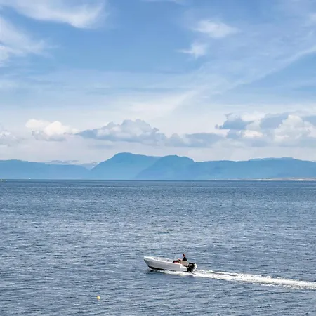 Holiday home Awesome In With Sauna Nedstrand